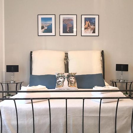 Casa La Morettina - Cortile Privato Interno Szirakúza Kültér fotó
