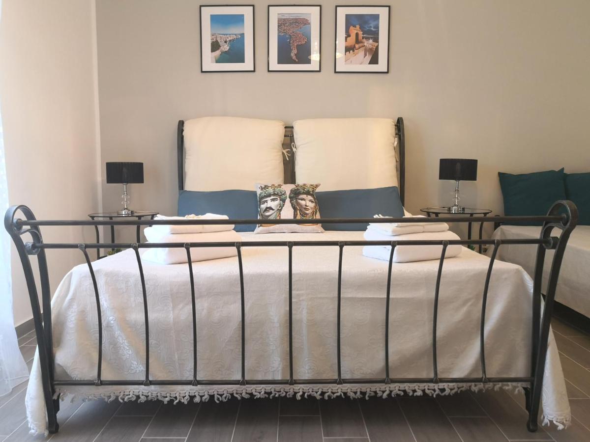 Casa La Morettina - Cortile Privato Interno Szirakúza Kültér fotó